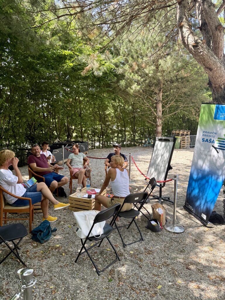 2B98BB67-CB51-4001-A66C-DB7A7FE4D7C9