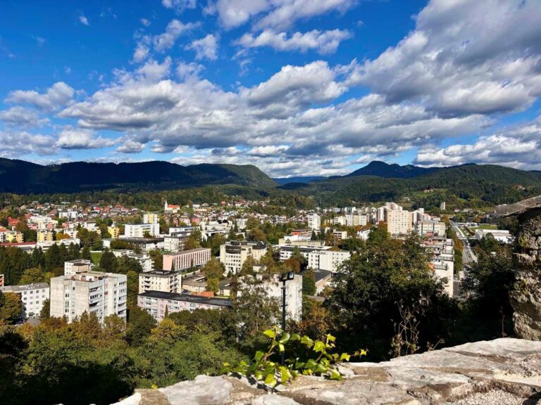 Velenje z gradu, okt 2025