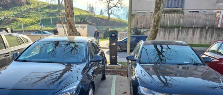 Električna polnilnica