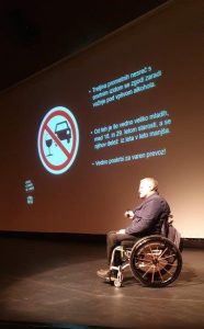 Vozim vendar ne hodim 2